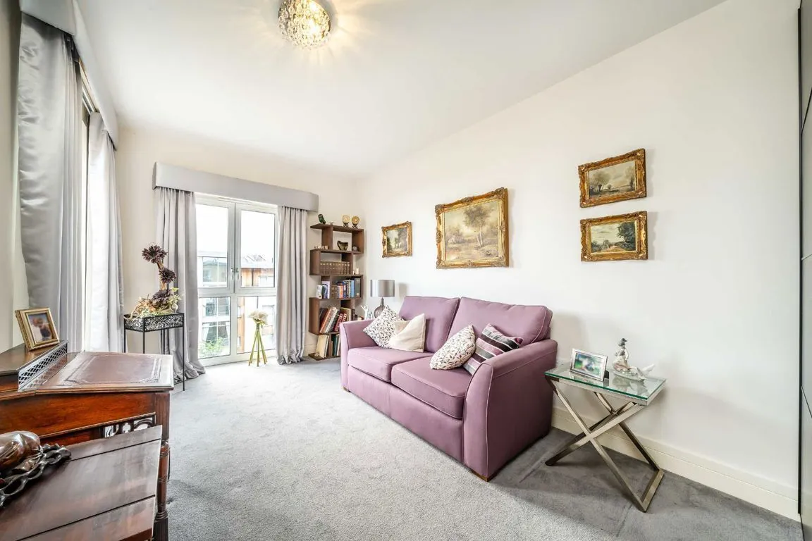 Blagrove Road, TW11, photo 7