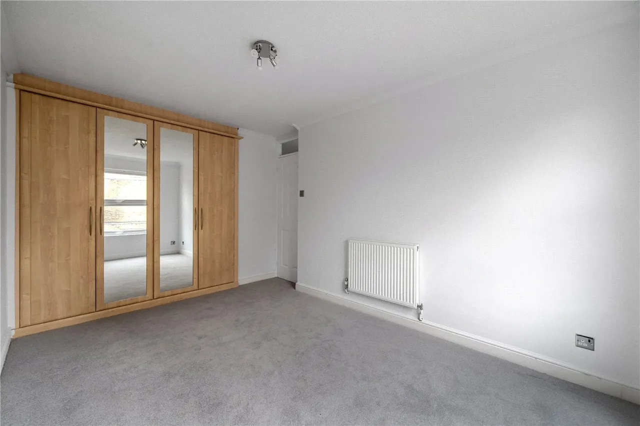Rectory Square, London, United Kingdom, E1, photo 11