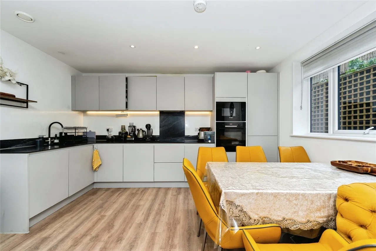 Farrier Place, Kingston upon Thames, KT2, photo 8