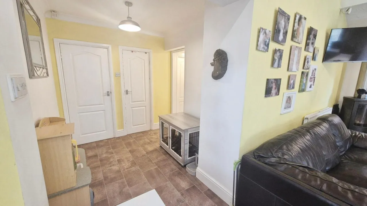 Chester Road North, Brownhills, WS8, photo 17
