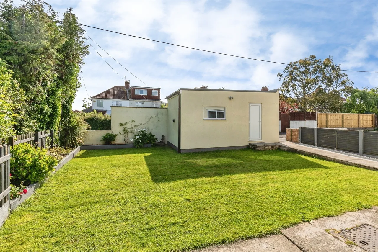 Lock Gardens, Highridge, BS13, photo 14