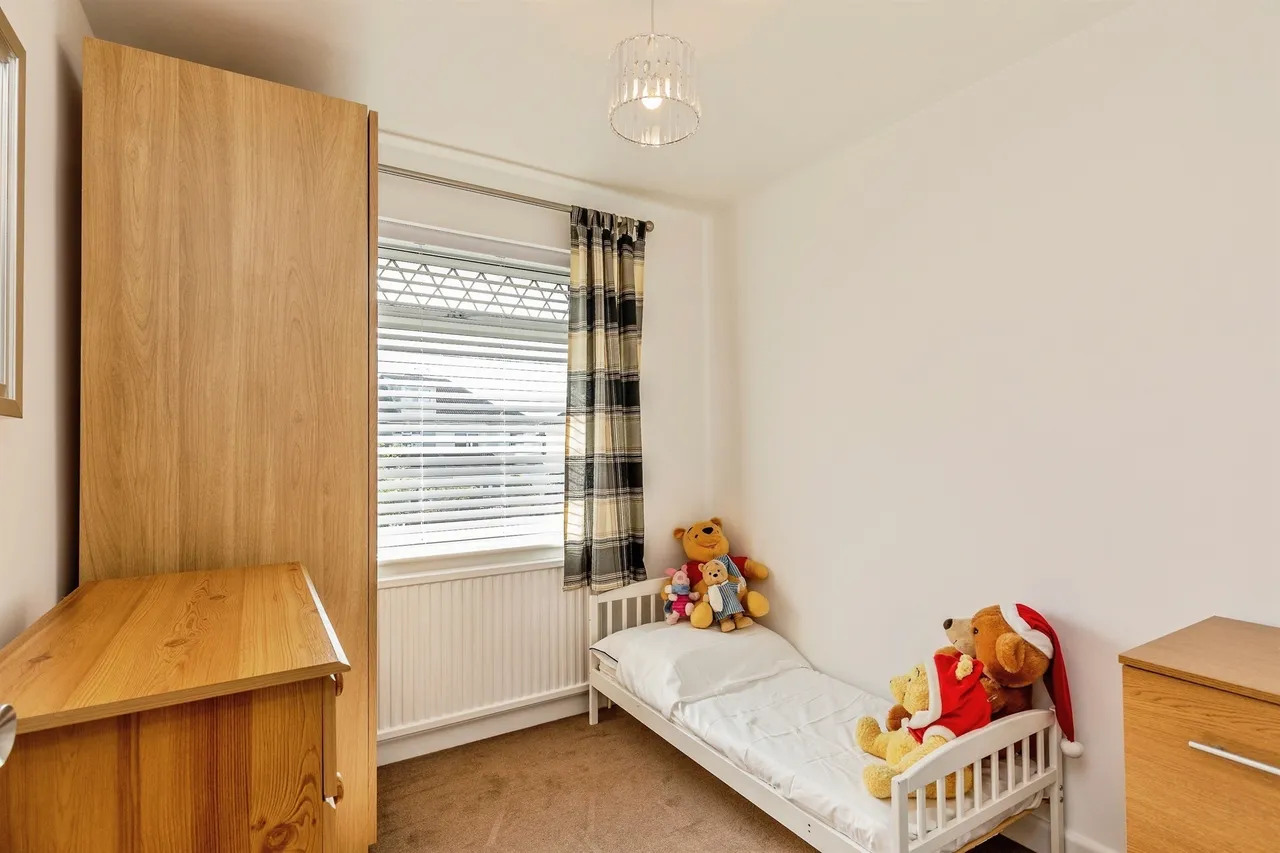 Lock Gardens, Highridge, BS13, photo 12