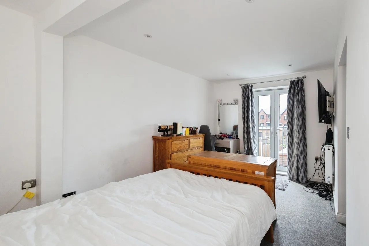 Yew Tree Lane, Dukinfield, Greater Manchester, SK16, photo 24