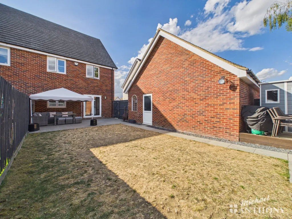 Barton Grove, Leighton Buzzard, LU7 4EF, photo 4