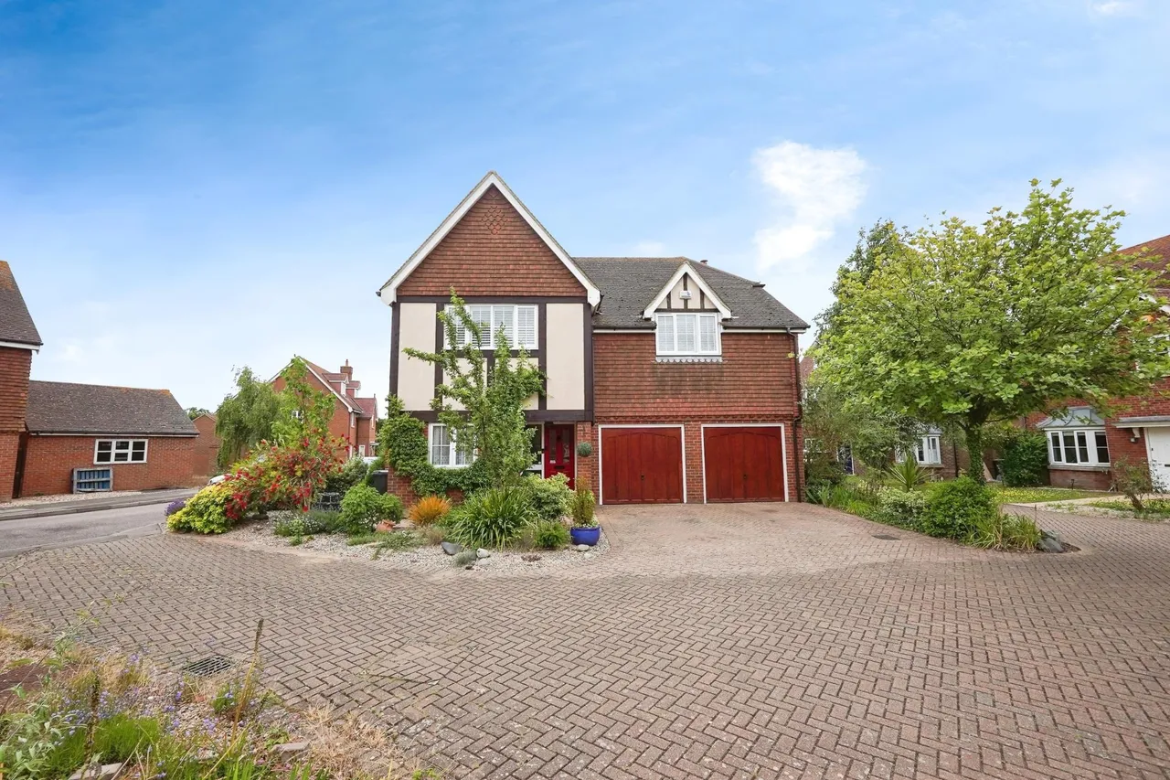 5 bed house for sale, Foreland Heights, Broadstairs, CT10