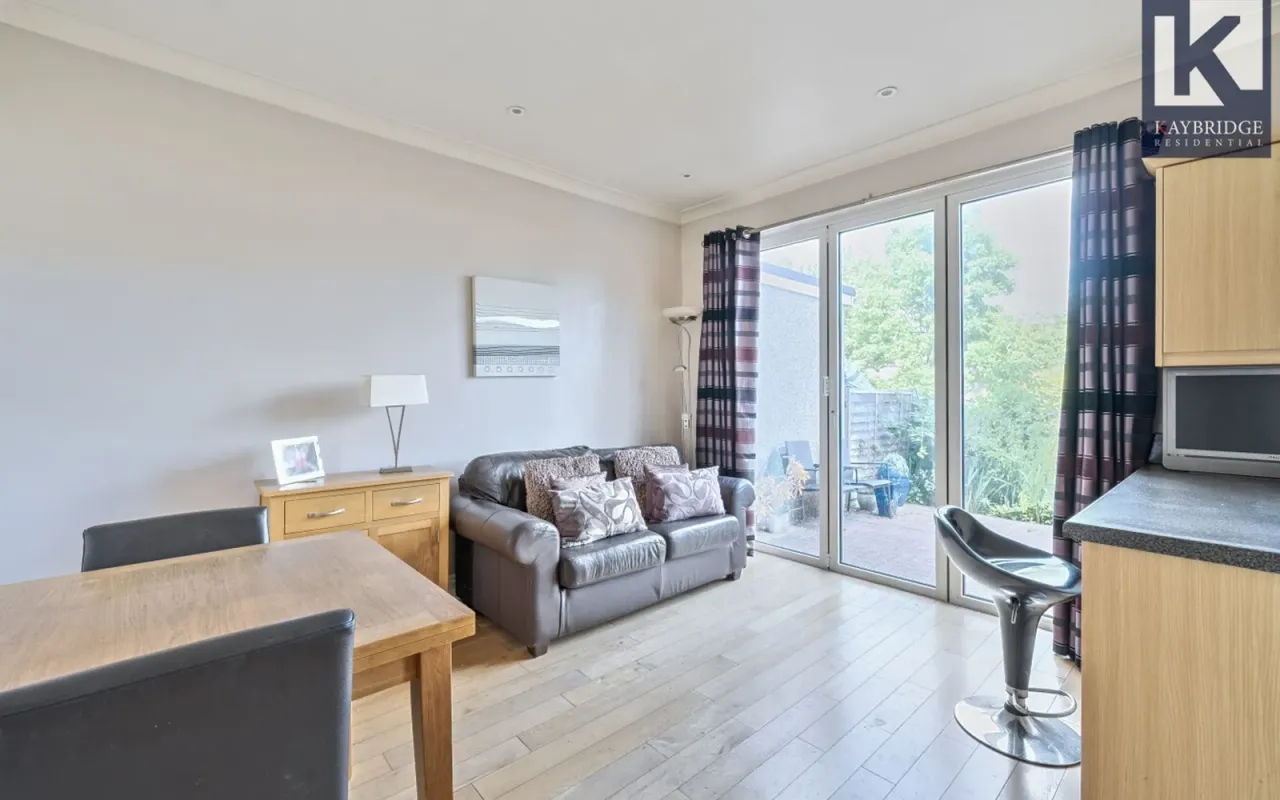 Stoneleigh Avenue, Worcester Park, KT4, photo 7