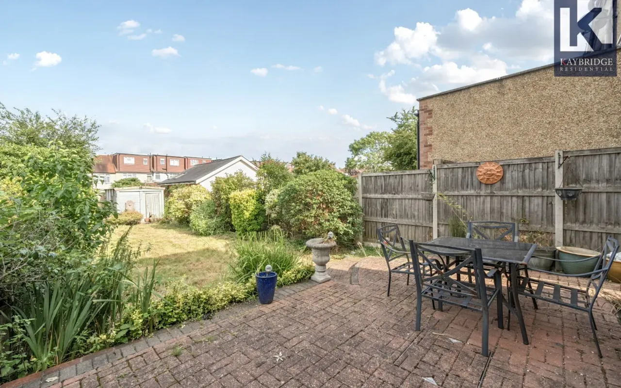Stoneleigh Avenue, Worcester Park, KT4, photo 15