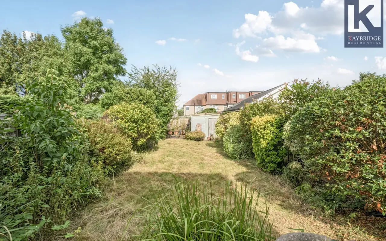 Stoneleigh Avenue, Worcester Park, KT4, photo 17