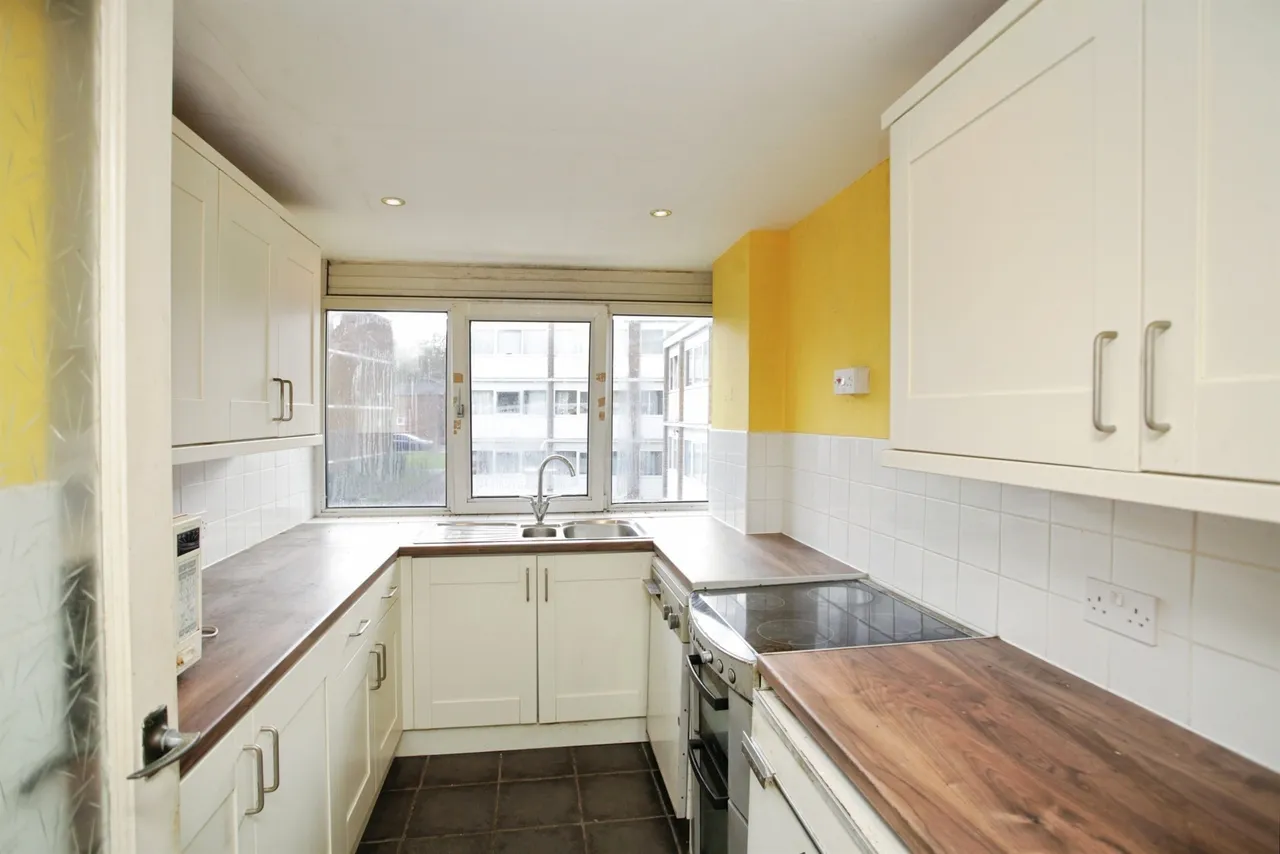 Whitley Court, Coventry, CV3, photo 4