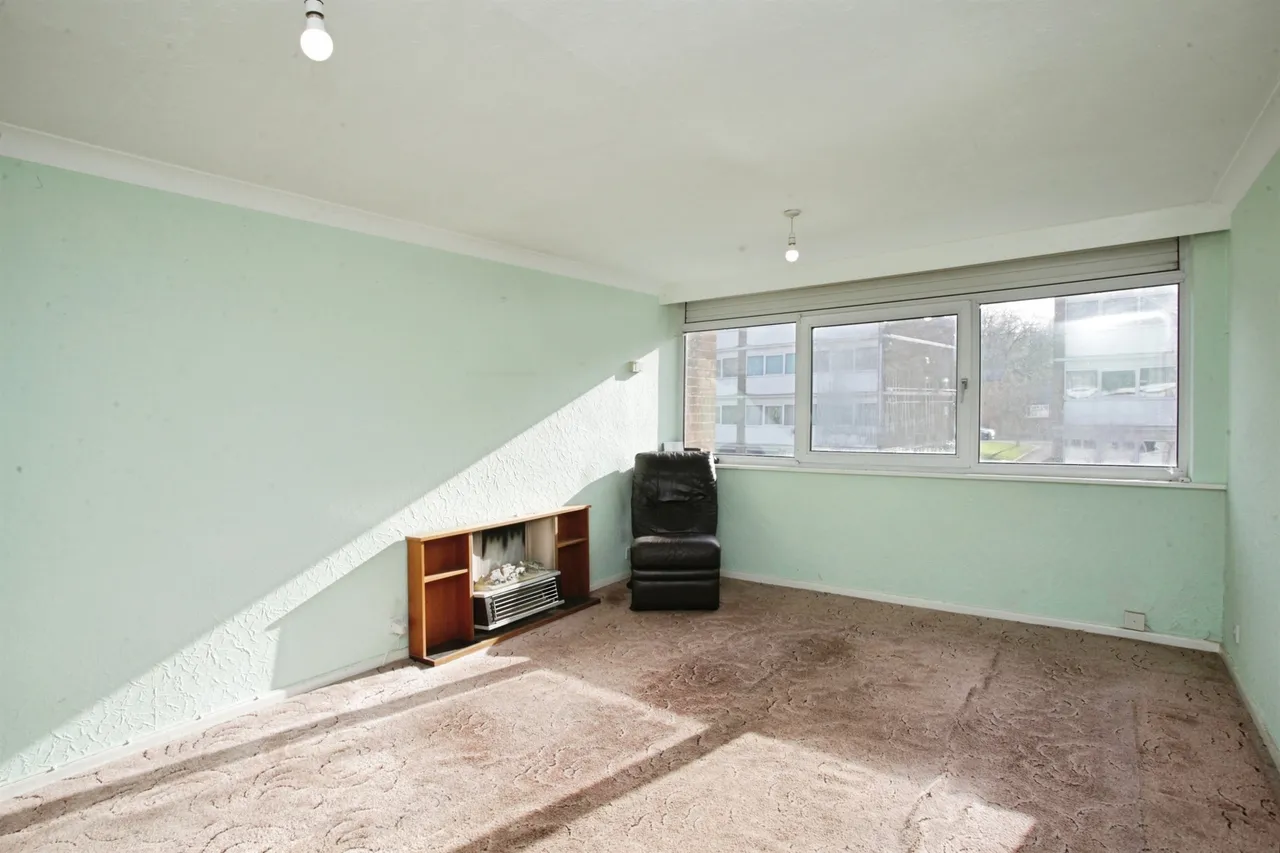 Whitley Court, Coventry, CV3, photo 2