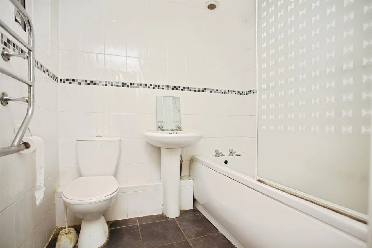 Whitley Court, Coventry, CV3, photo 7
