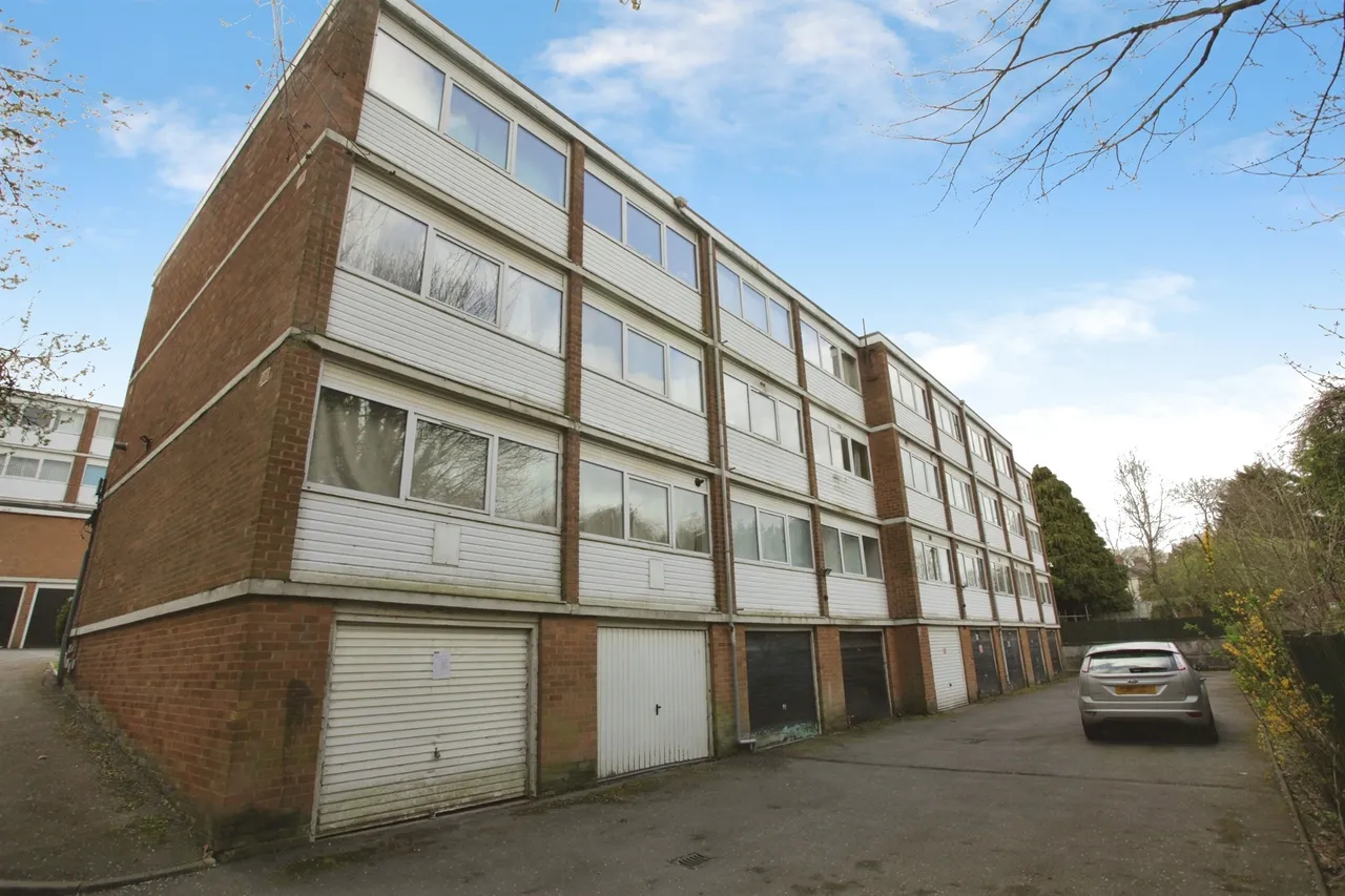 2 bed flat for sale, Whitley Court, Coventry, CV3
