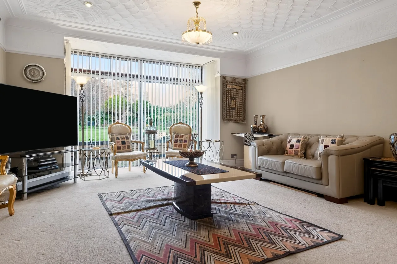 Anderton Park Road, Birmingham, B13, photo 11