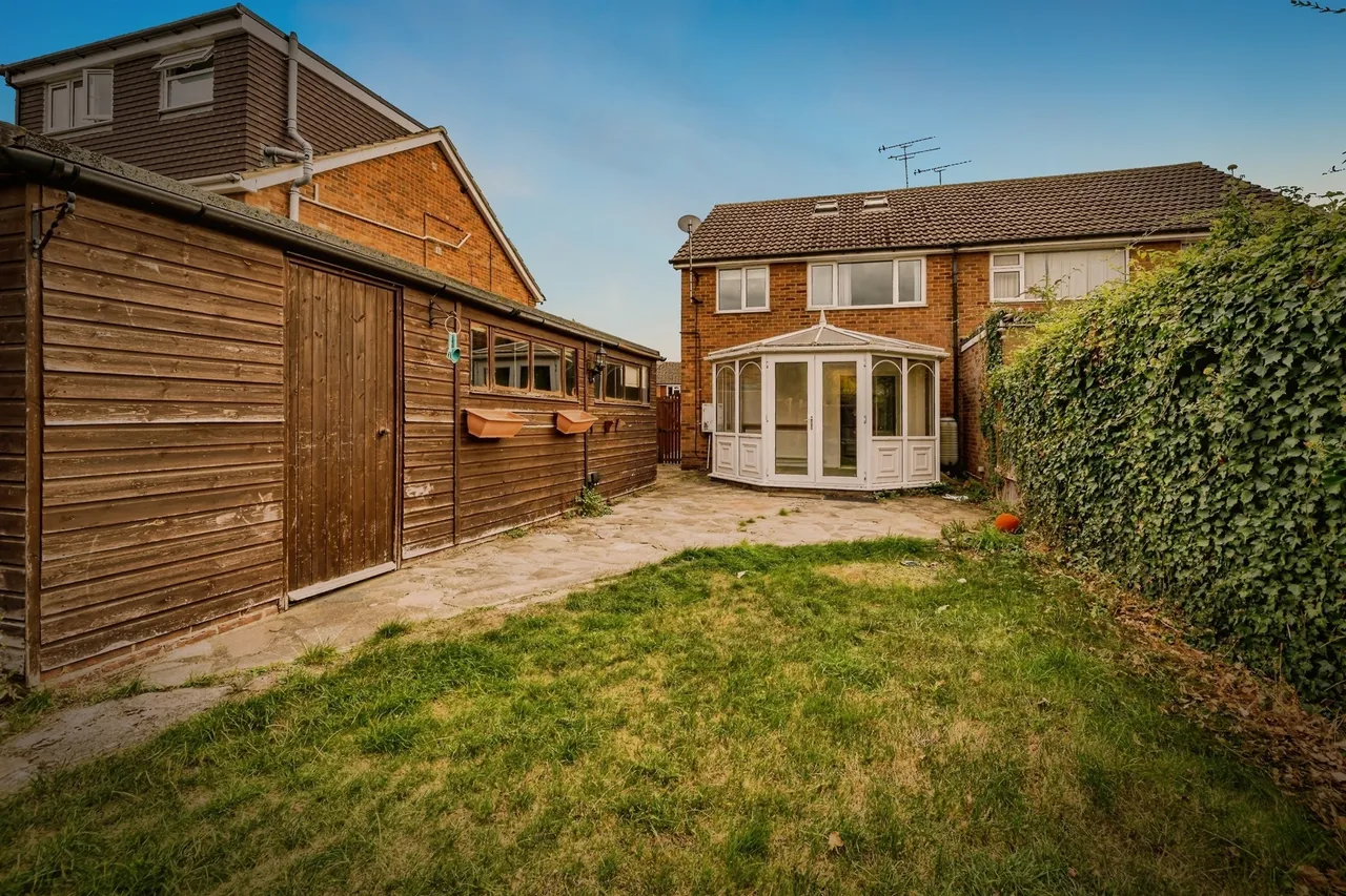 Ingram Avenue, Aylesbury, HP21, photo 12