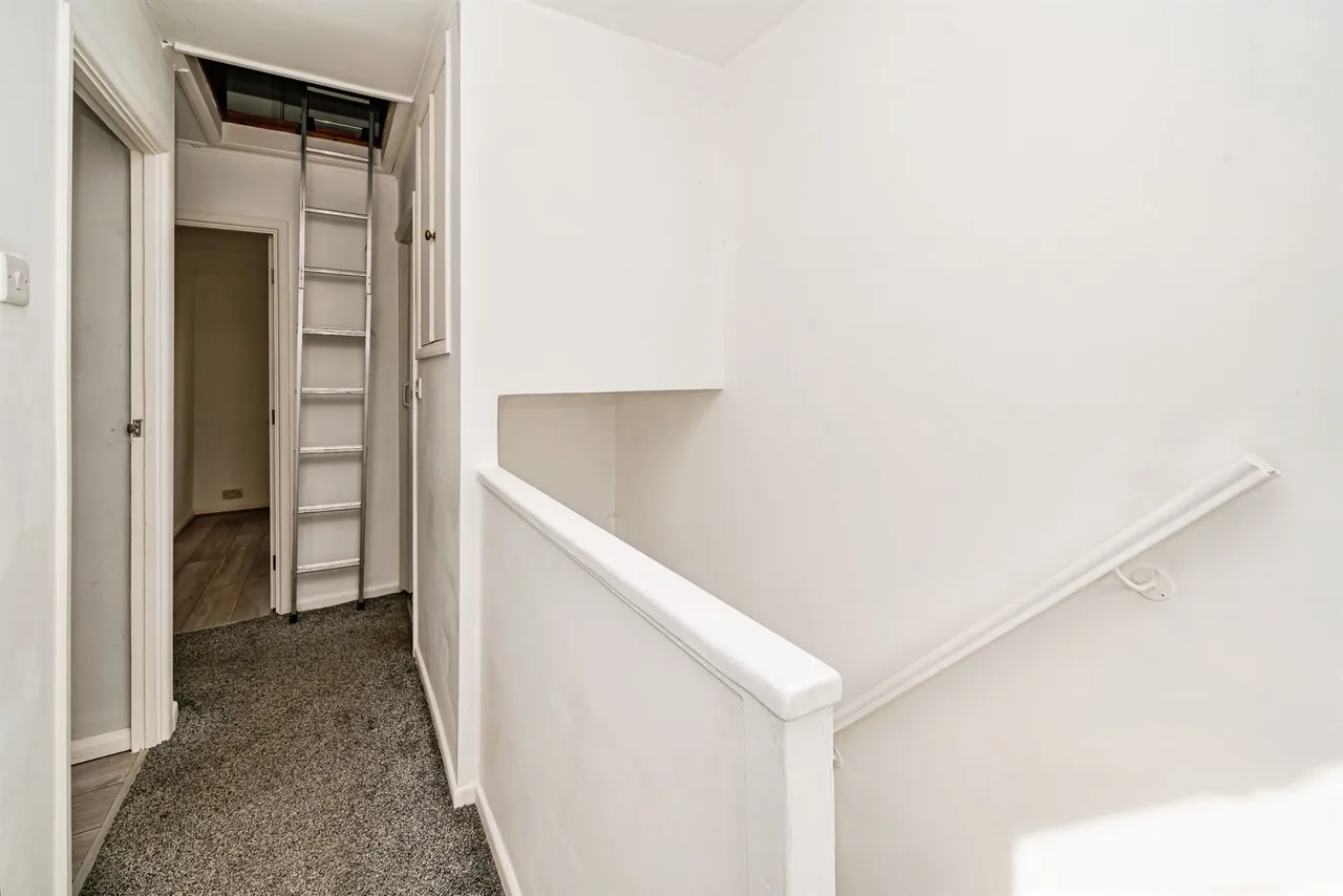 Ingram Avenue, Aylesbury, HP21, photo 15