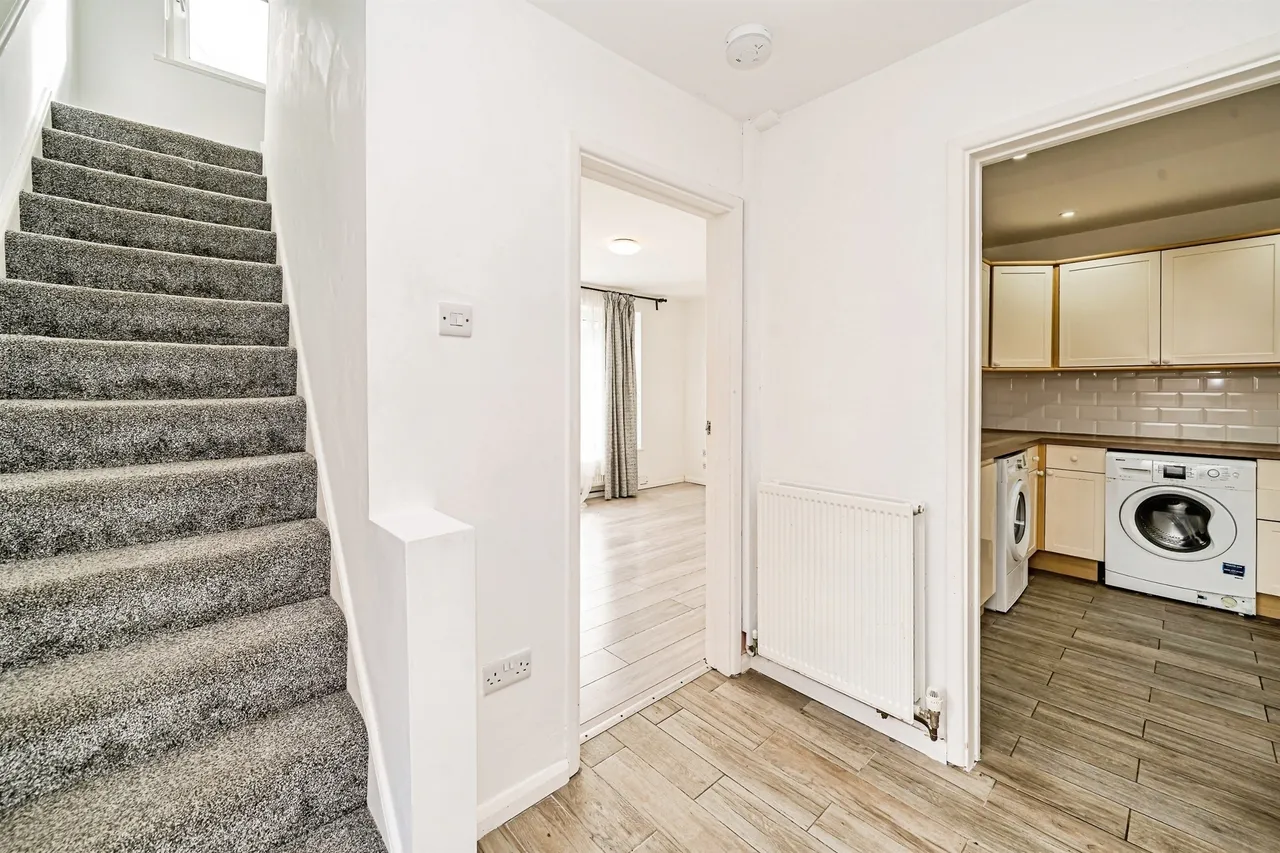 Ingram Avenue, Aylesbury, HP21, photo 7