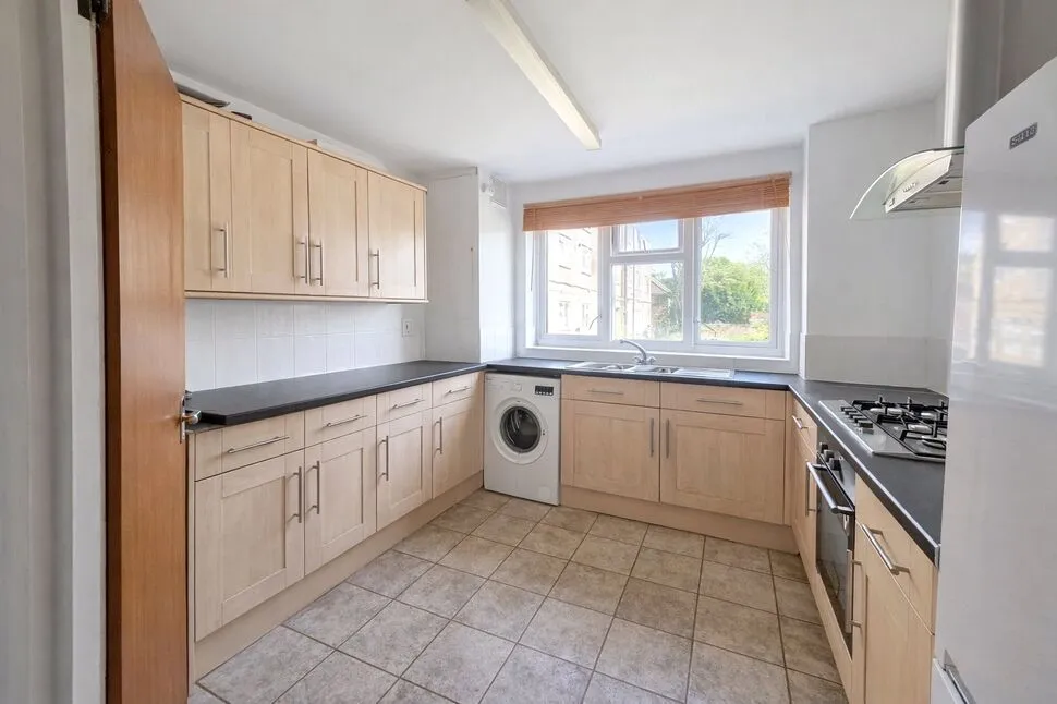 Westcombe Park Road, London, SE3, photo 3