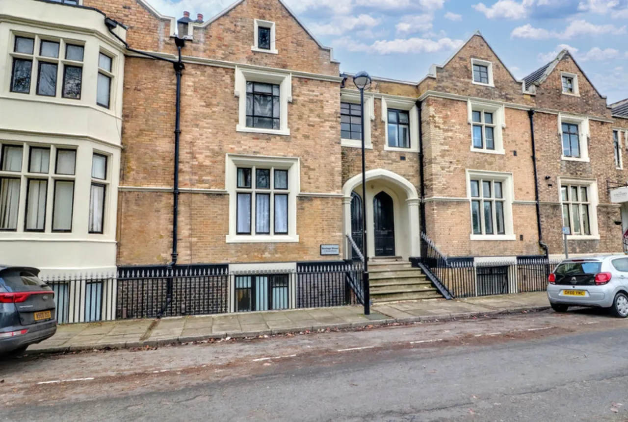 1 bed property to rent, Brook Street, Stoke-On-Trent