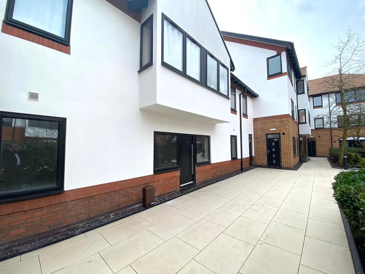 Swan Courtyard, Yardley, B26, photo 7