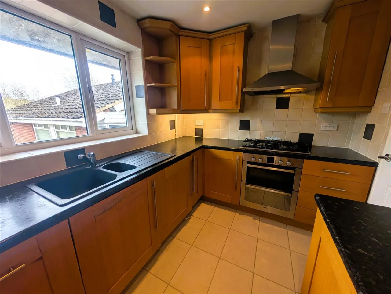 Fairmile Road, Halesowen, photo 7
