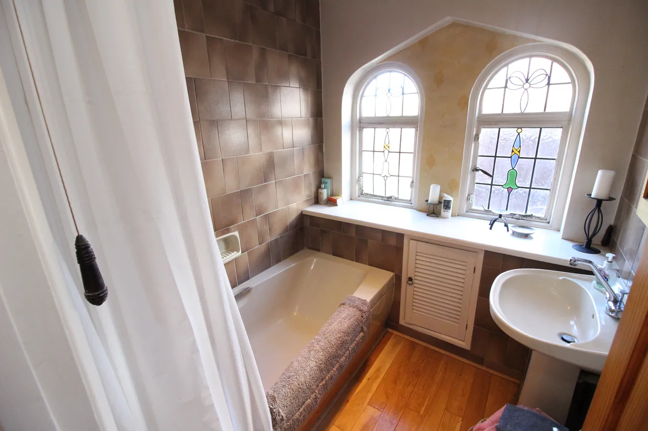 Tudor Avenue, Worcester Park, KT4, photo 9