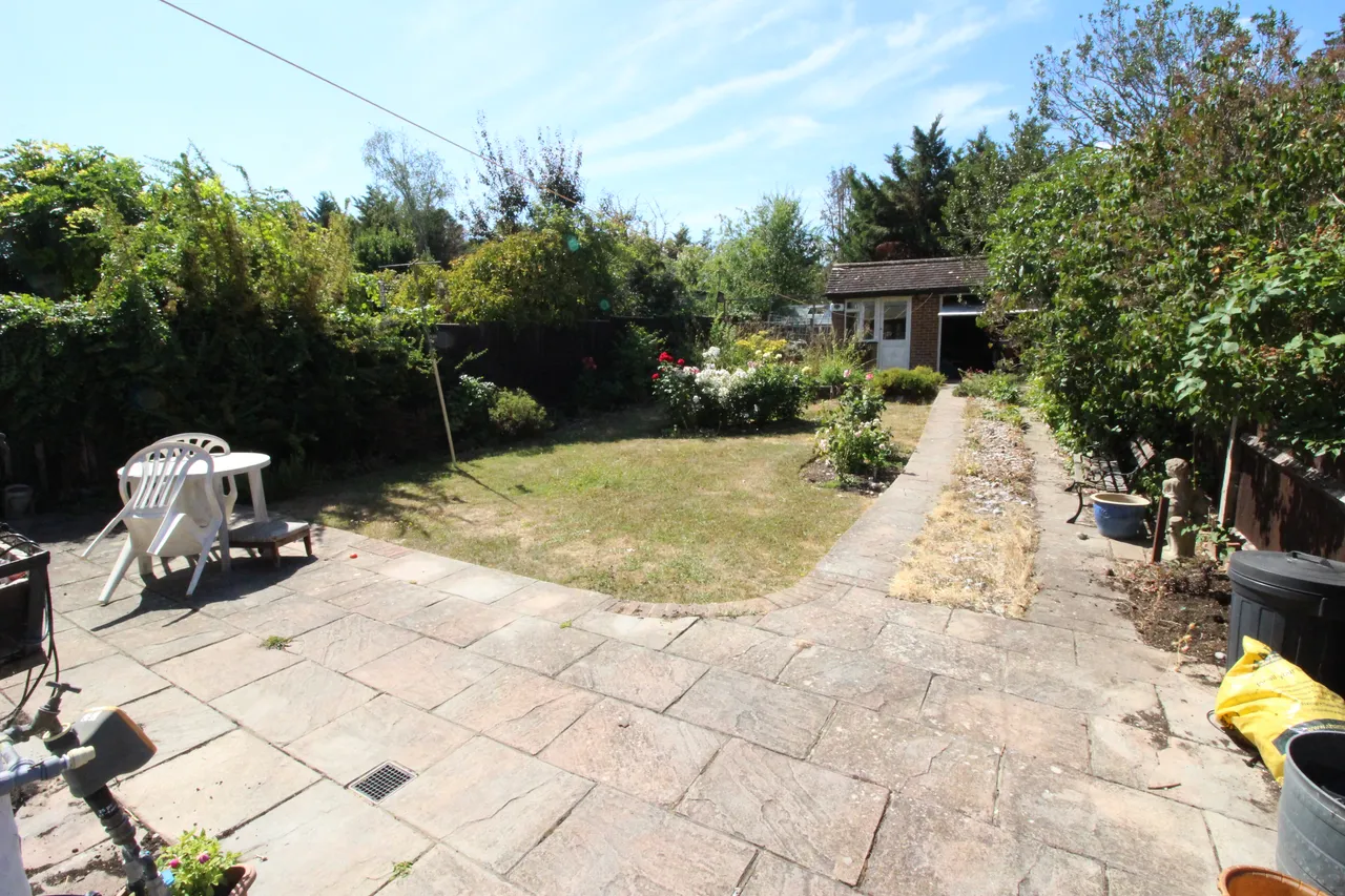 Tudor Avenue, Worcester Park, KT4, photo 11