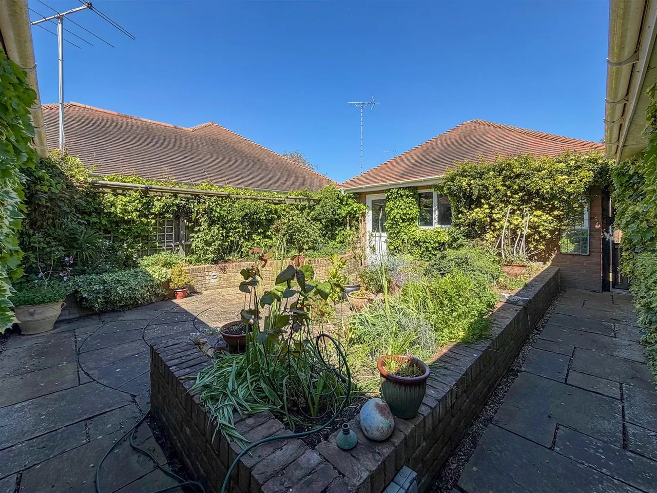 Hillway, Linton, CB21, photo 18
