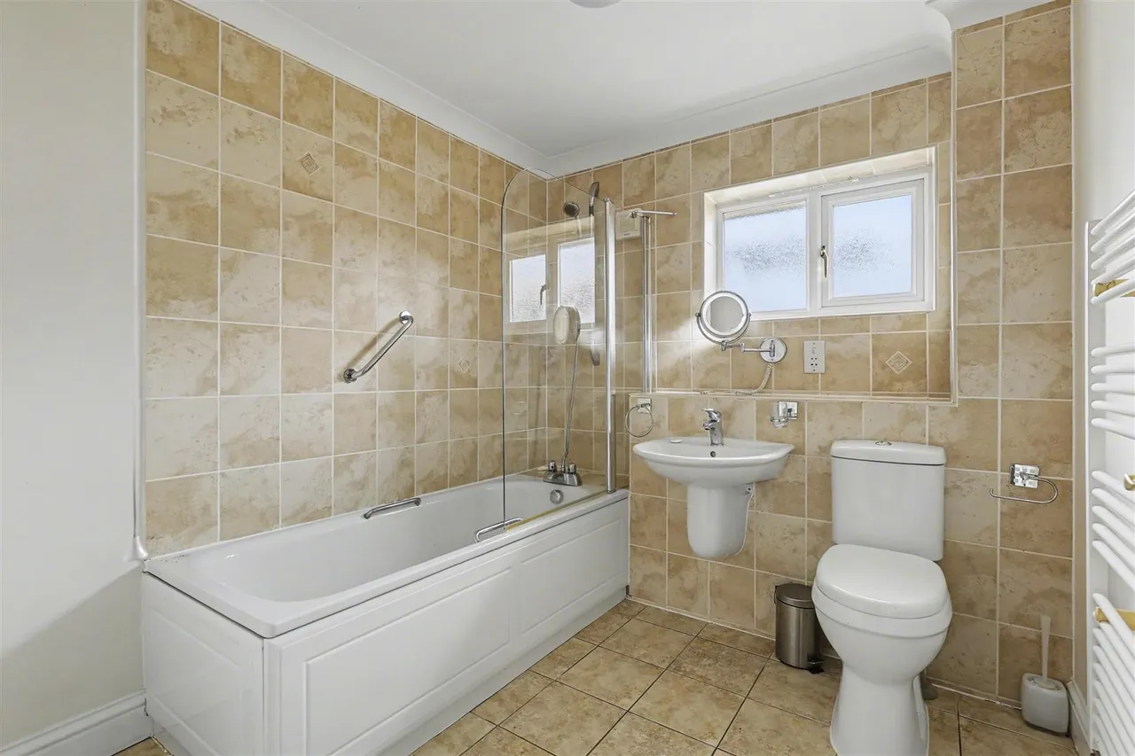 Hillway, Linton, CB21, photo 12