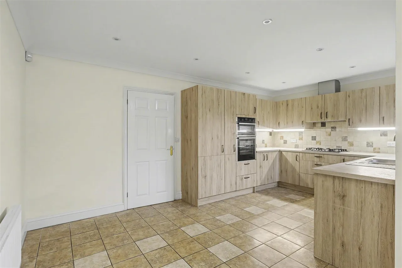 Hillway, Linton, CB21, photo 6