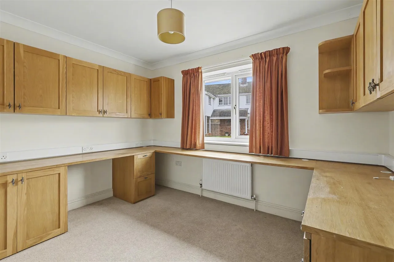Hillway, Linton, CB21, photo 15