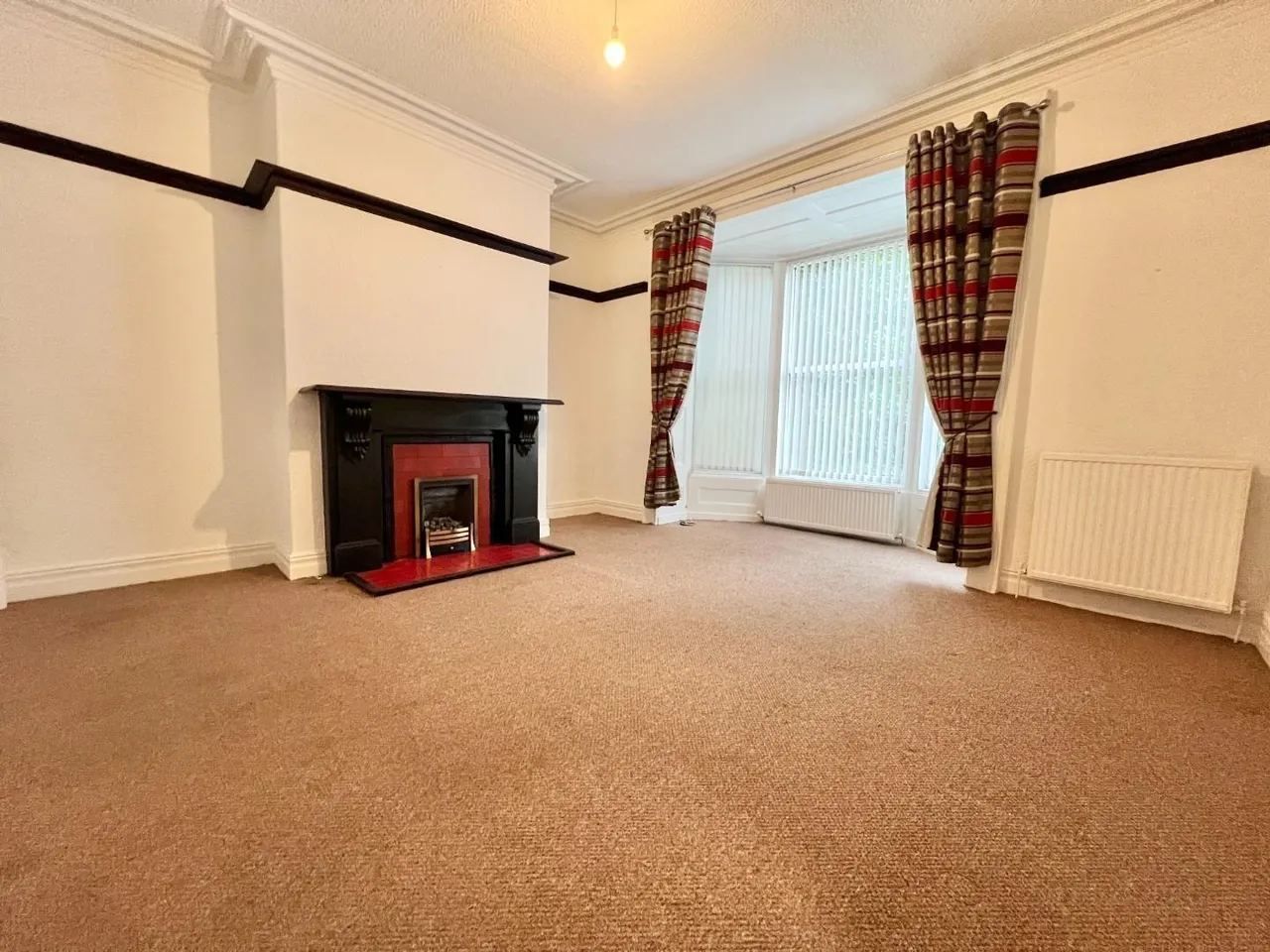 High Street, Willington, DL15, photo 2