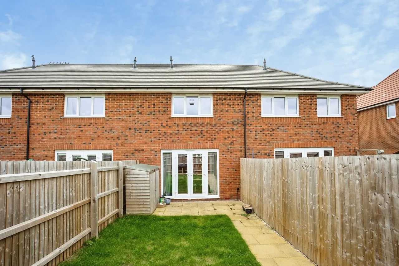 Sedbergh Close, Newton, NG13, photo 19