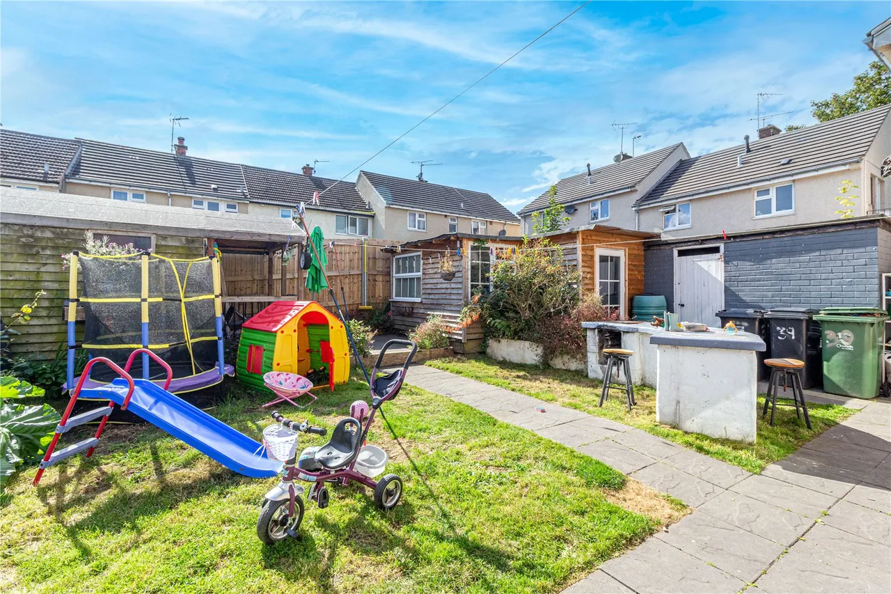 Stanley Close, Abbeydale, Reddich, Worcestershire, B98 8JH, photo 4