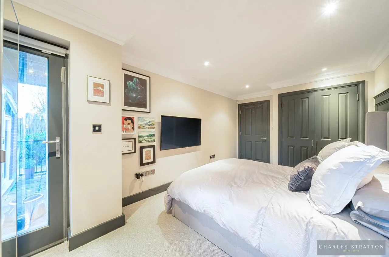 63 Main Road, Gidea Park, Essex, RM2 5EH, photo 10
