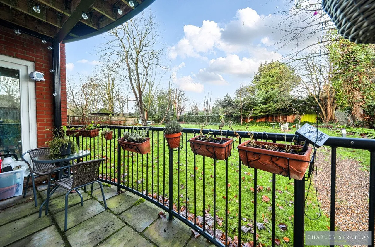 63 Main Road, Gidea Park, Essex, RM2 5EH, photo 15