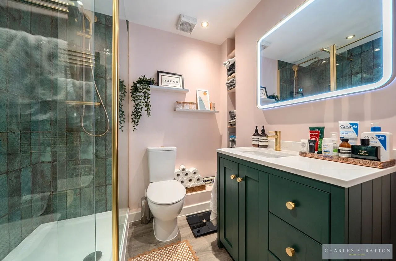 63 Main Road, Gidea Park, Essex, RM2 5EH, photo 3