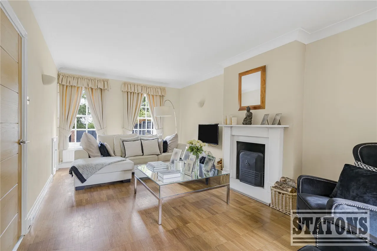 Barnet Road, Arkley, Hertfordshire, EN5 3LW, photo 5