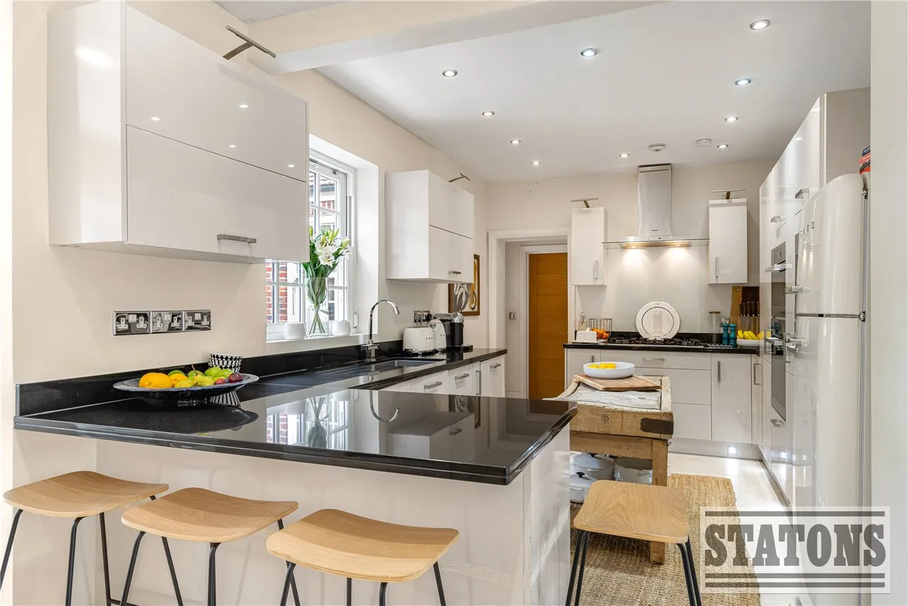 Barnet Road, Arkley, Hertfordshire, EN5 3LW, photo 9