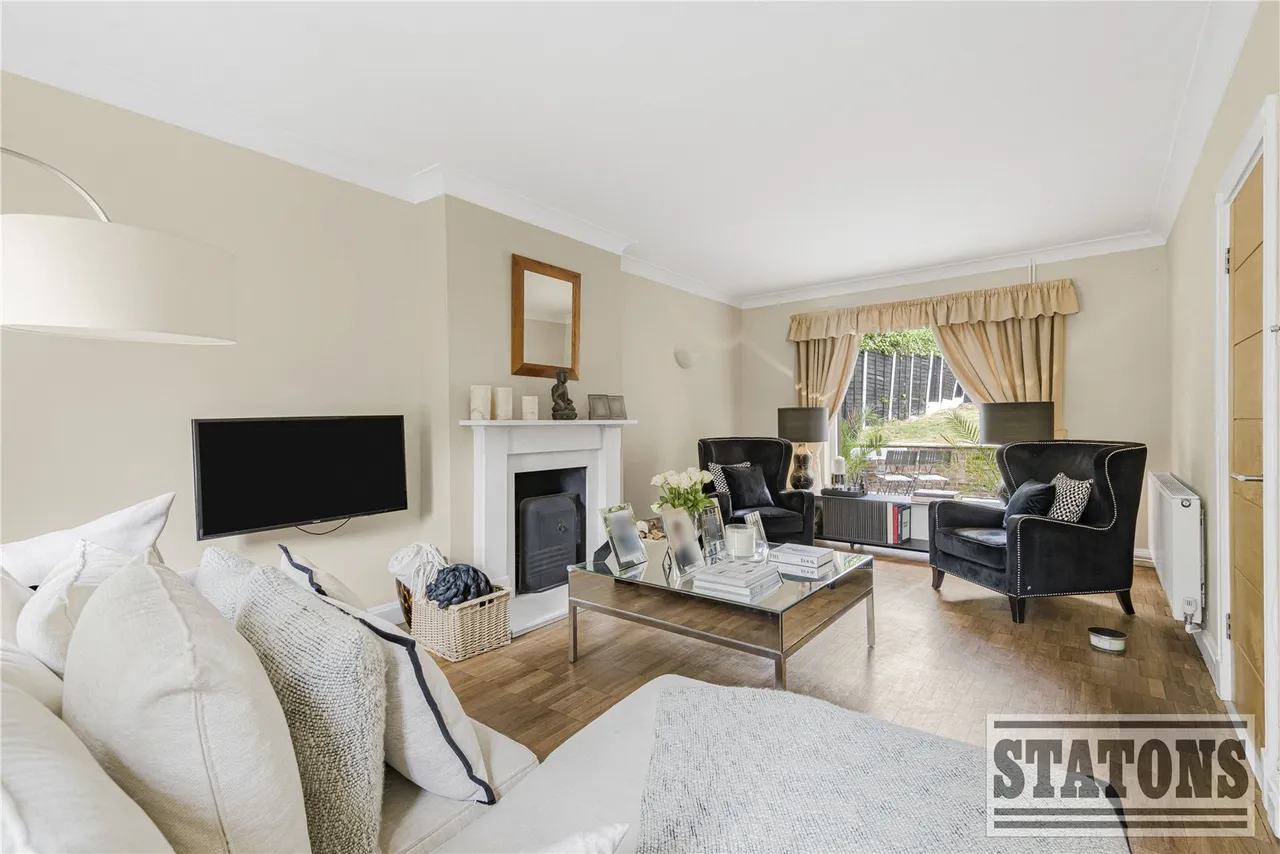 Barnet Road, Arkley, Hertfordshire, EN5 3LW, photo 4
