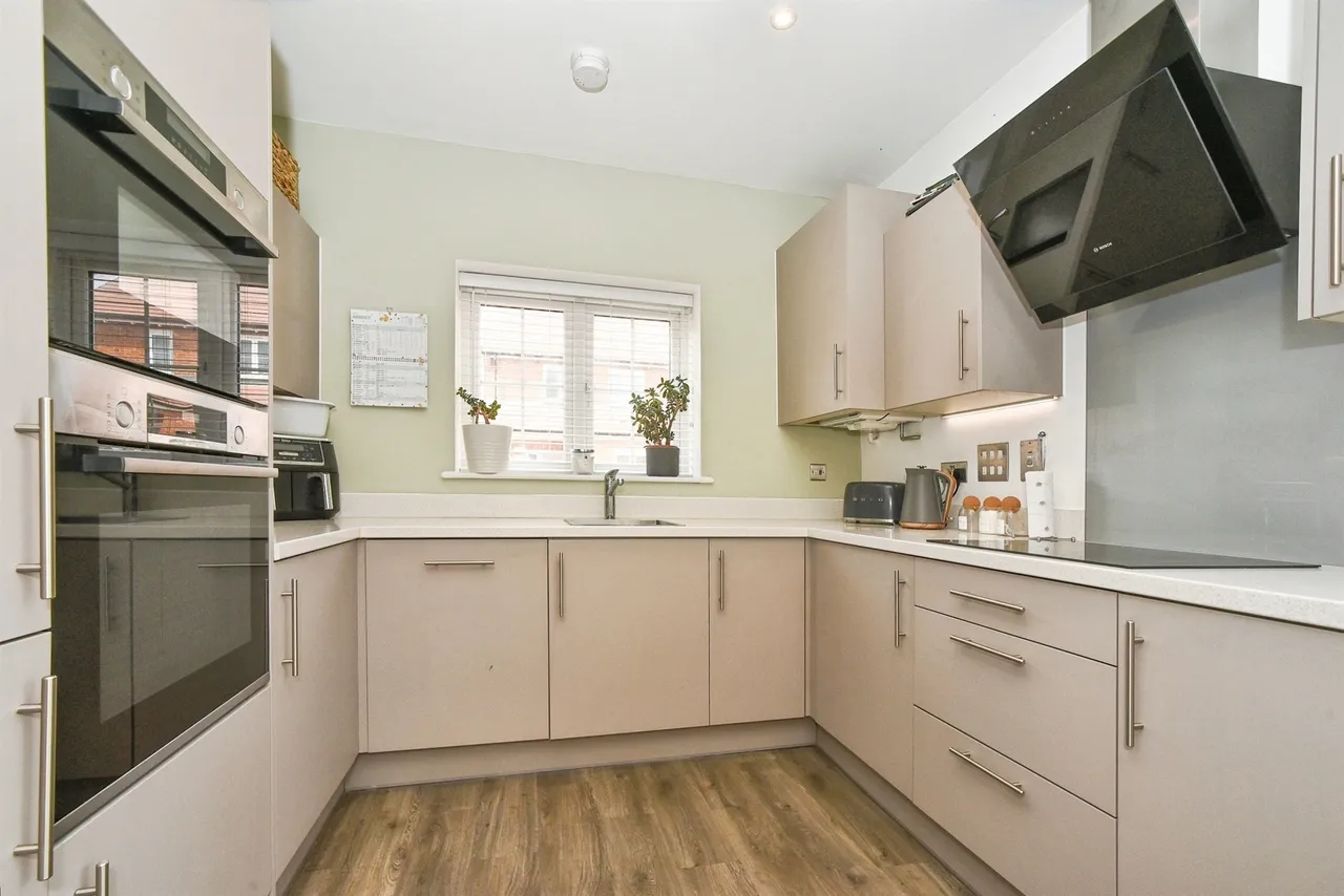 Benfield Place, Shrivenham, Swindon, photo 8