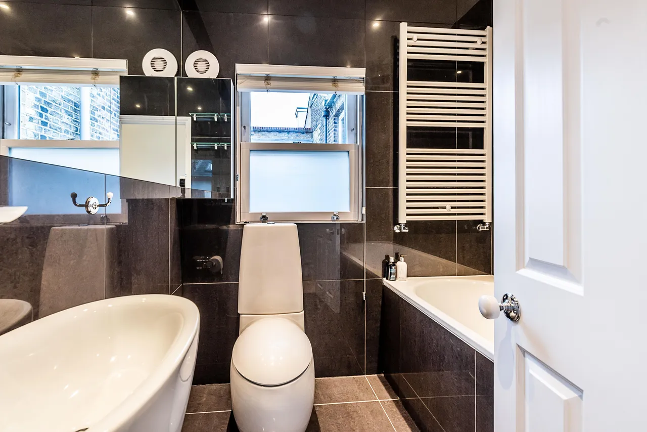 Bennerley Road, London, SW11, photo 10