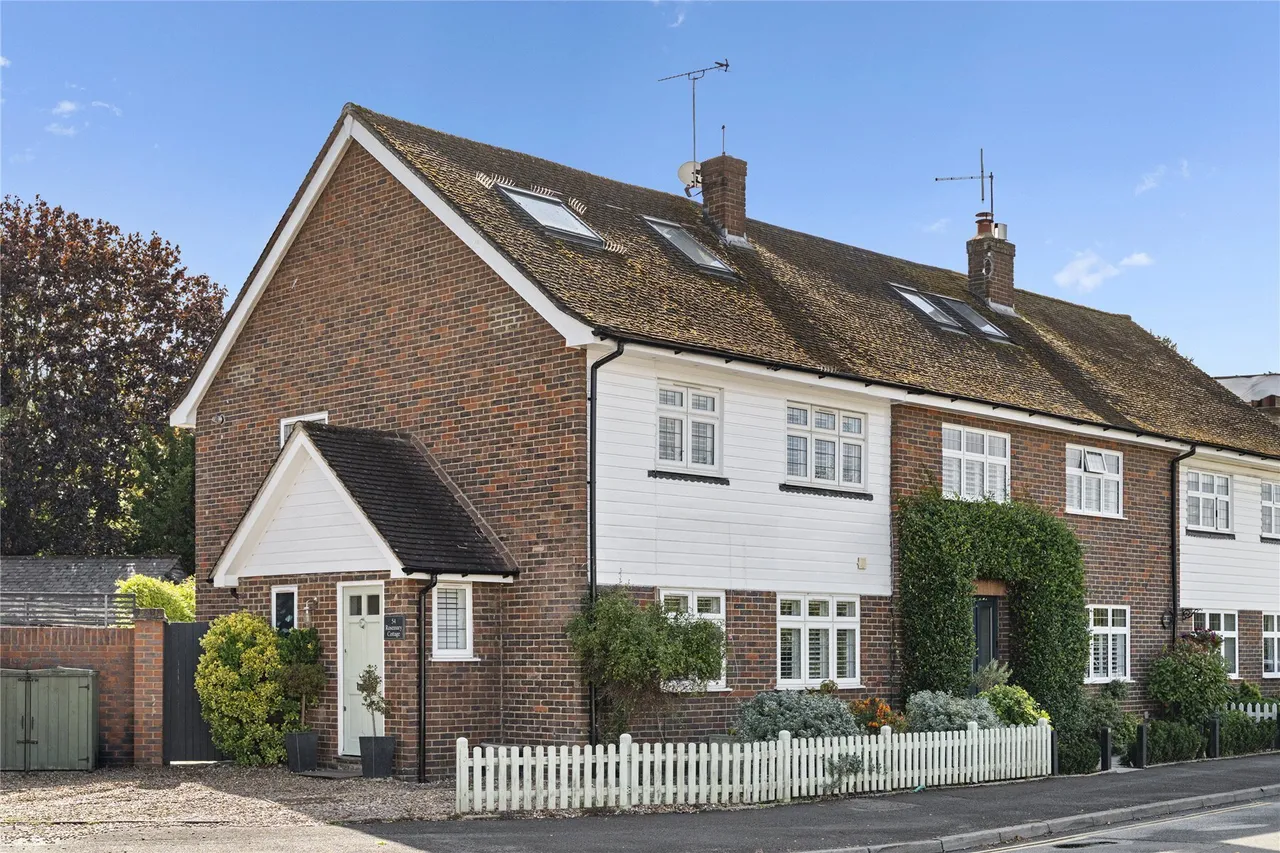 3 bed house for sale, West End Lane, Esher, KT10