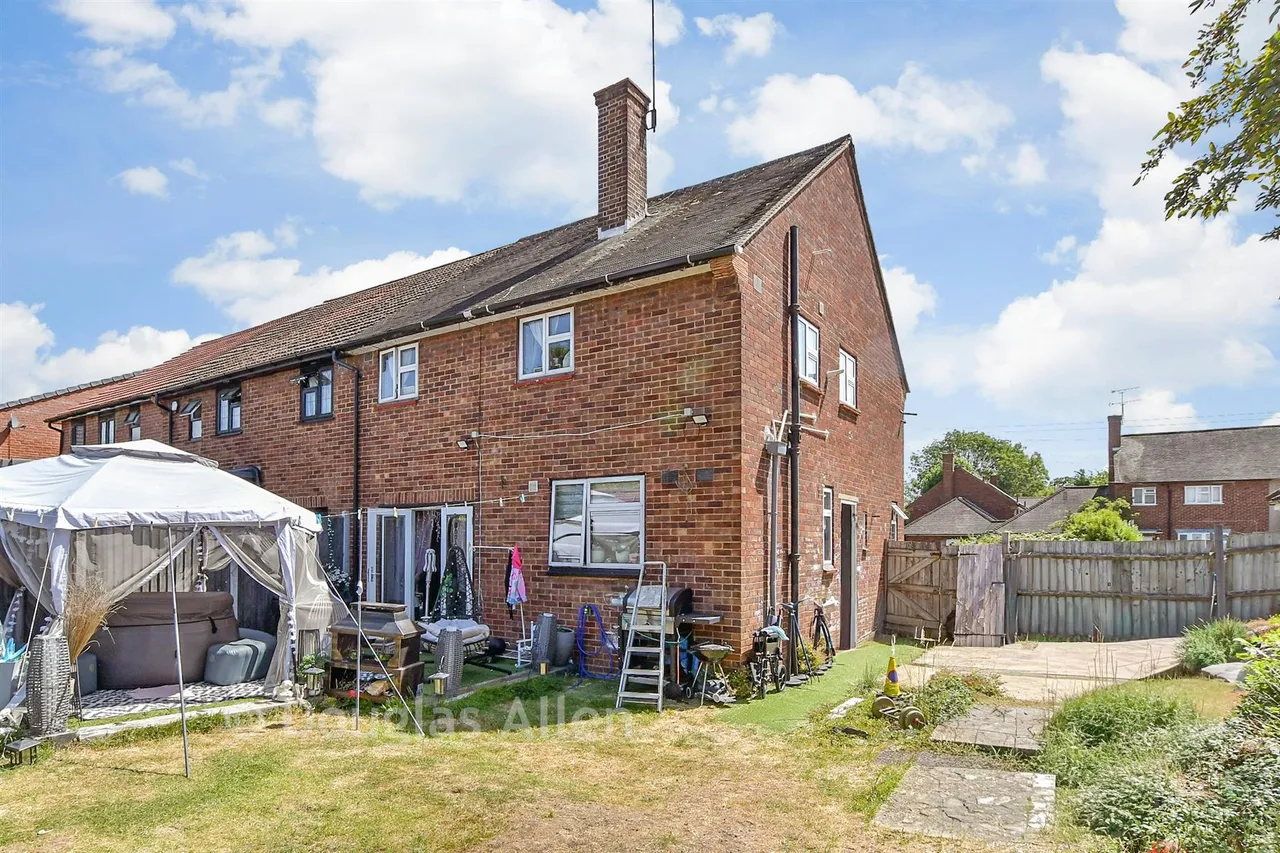 Dorking Road, Romford, RM3, photo 8