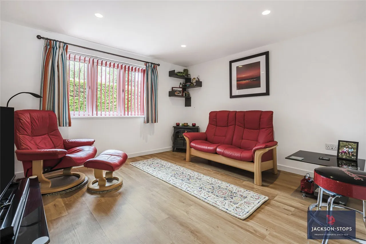 Walden Road, Sewards End, CB10, photo 12