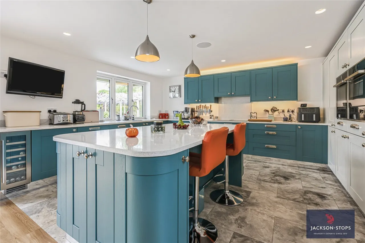 Walden Road, Sewards End, CB10, photo 8