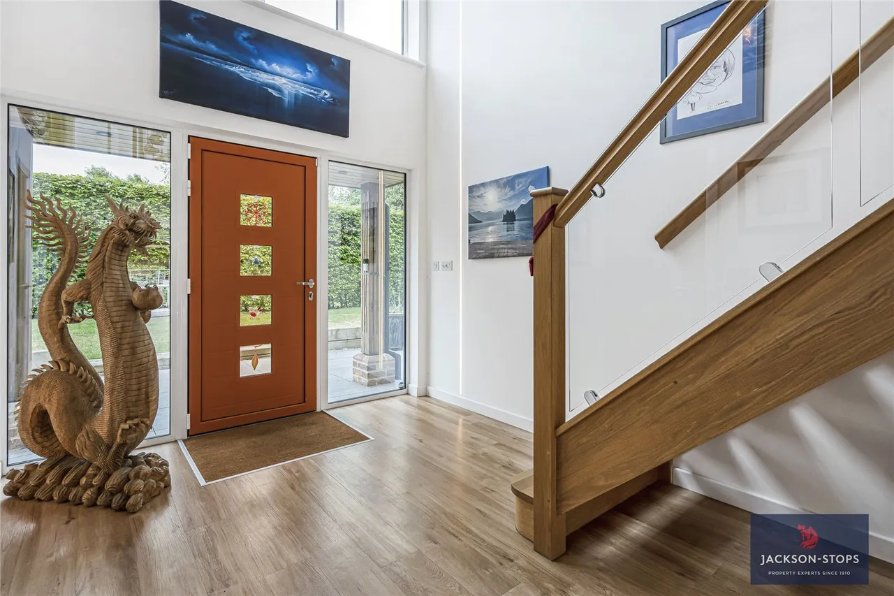 Walden Road, Sewards End, CB10, photo 10