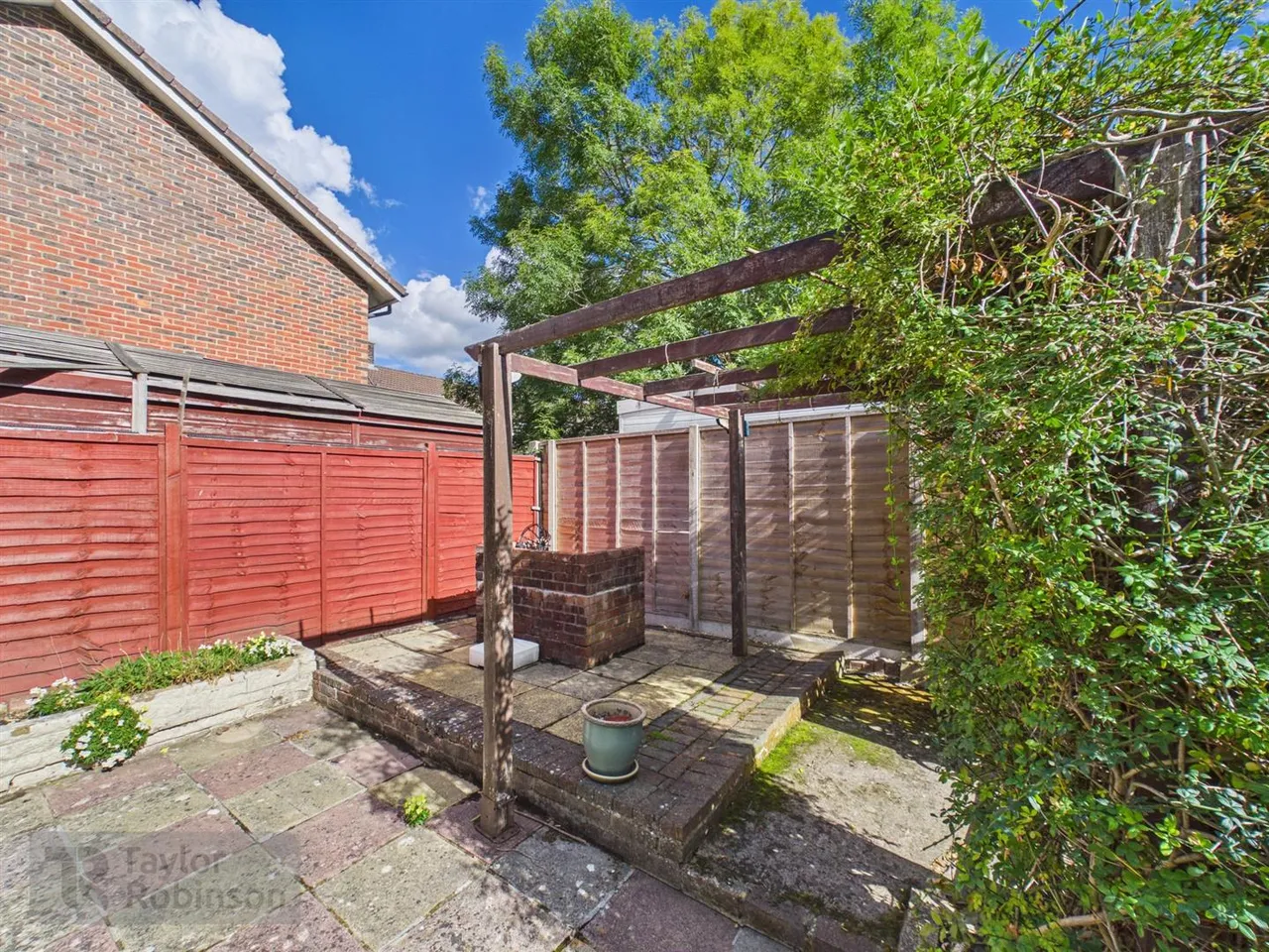 Friars Rookery, Three Bridges, RH10, photo 10