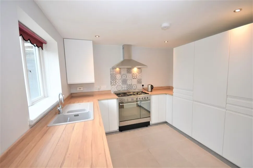 Ashby Wood Drive, Upton, Northampton, NN5, photo 5