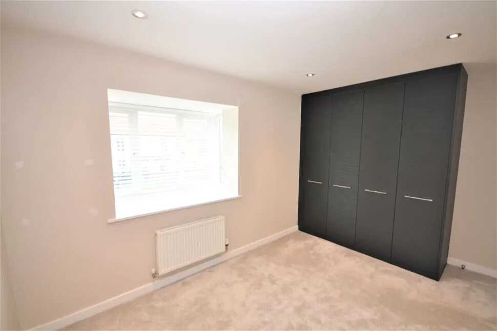 Ashby Wood Drive, Upton, Northampton, NN5, photo 12