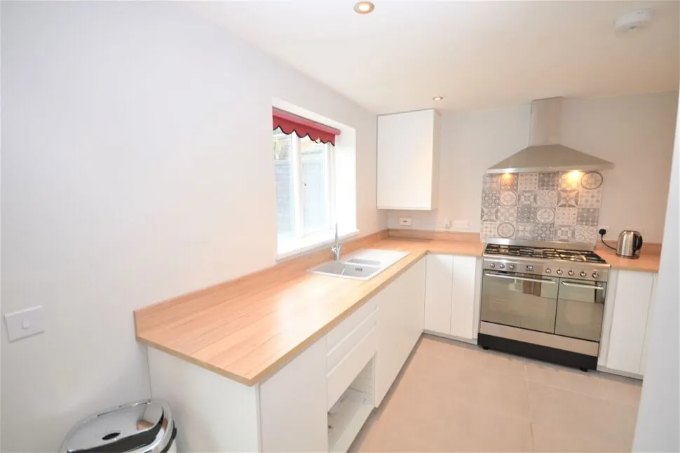 Ashby Wood Drive, Upton, Northampton, NN5, photo 6